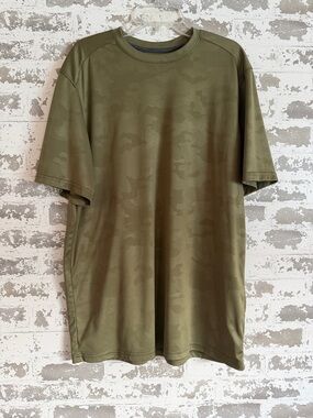 Men's Olive Green Performance Short-Sleeve Shirt Size Medium